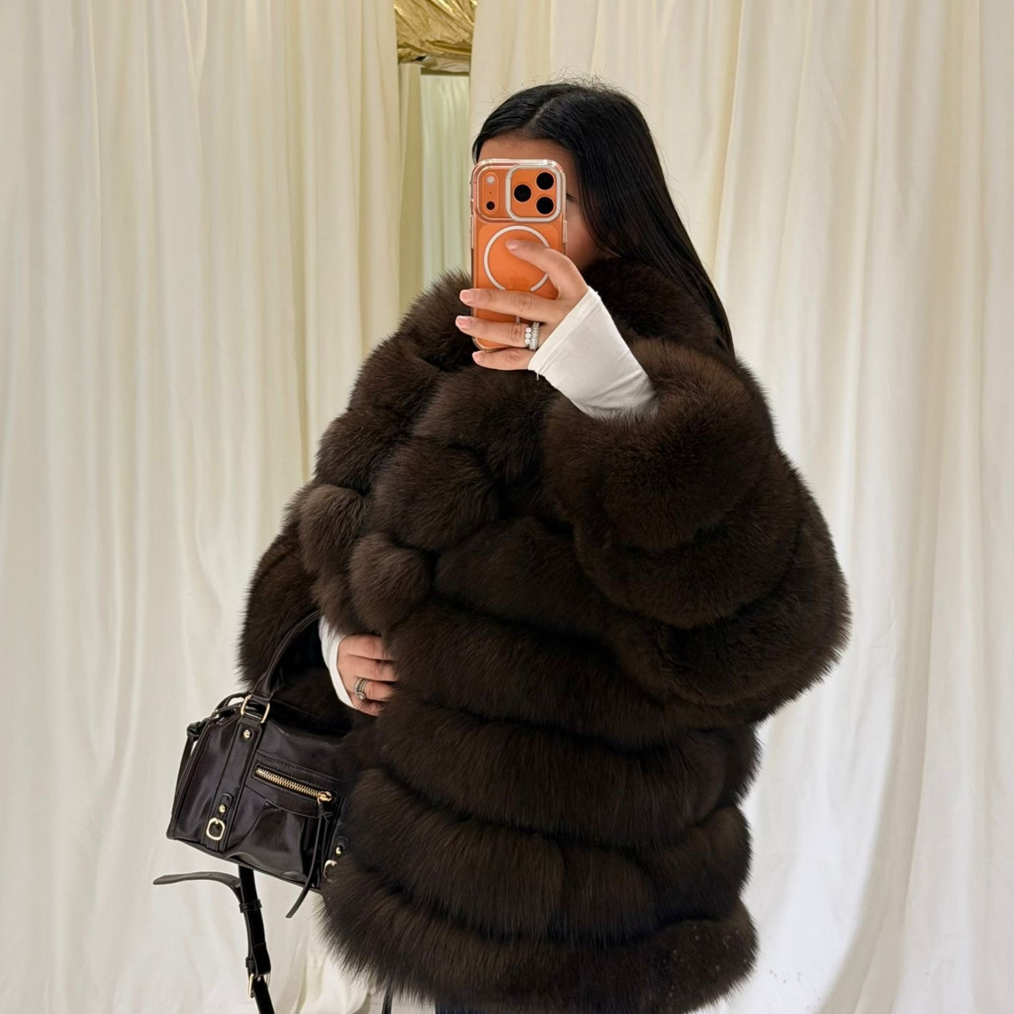 MADAME NOIR™ – De essentie van vrouwelijke kracht